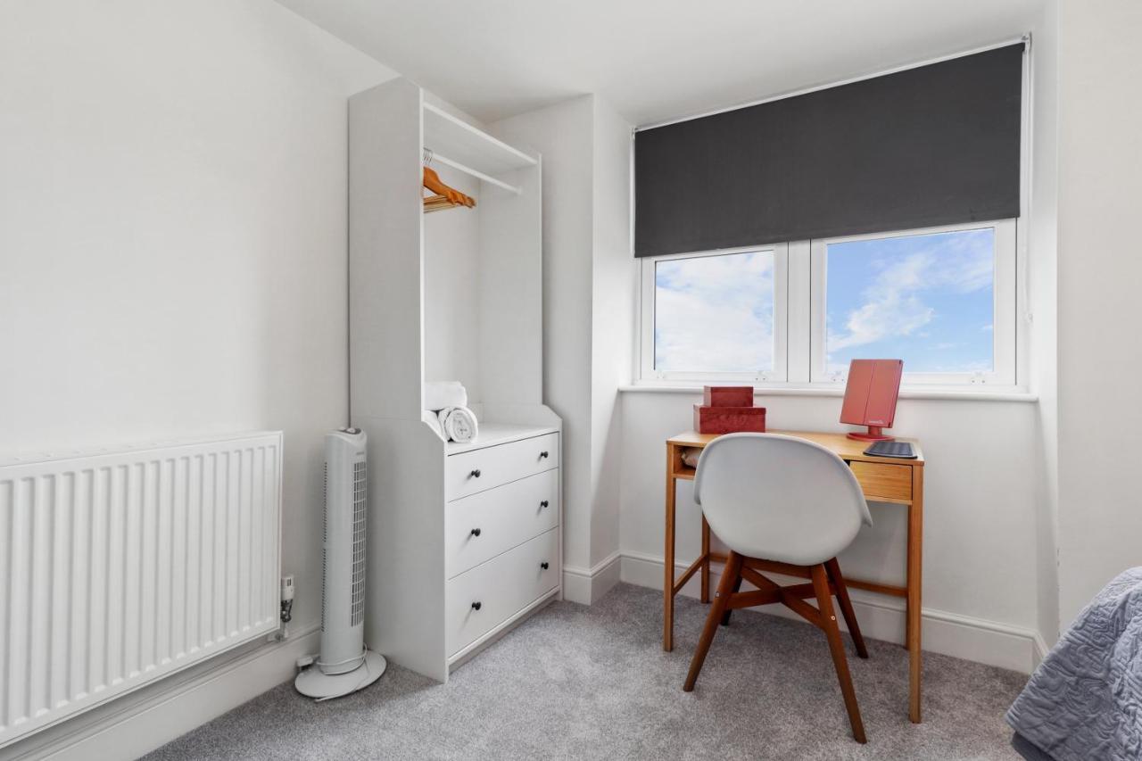 Апартаменты Skyview Eastbourne 24 Экстерьер фото